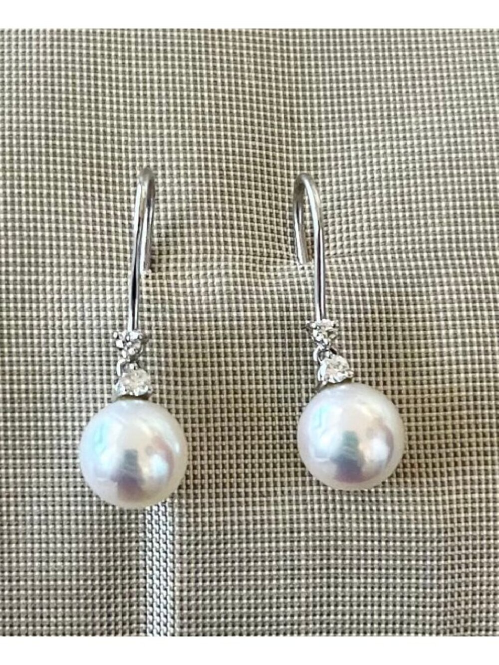 MIKIMOTO 7.25mm18K W gold akoya pearl 4diamonds drop earrings spike set with cas